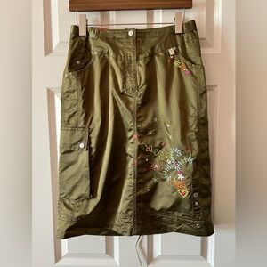 Oilily green embroidered skirt